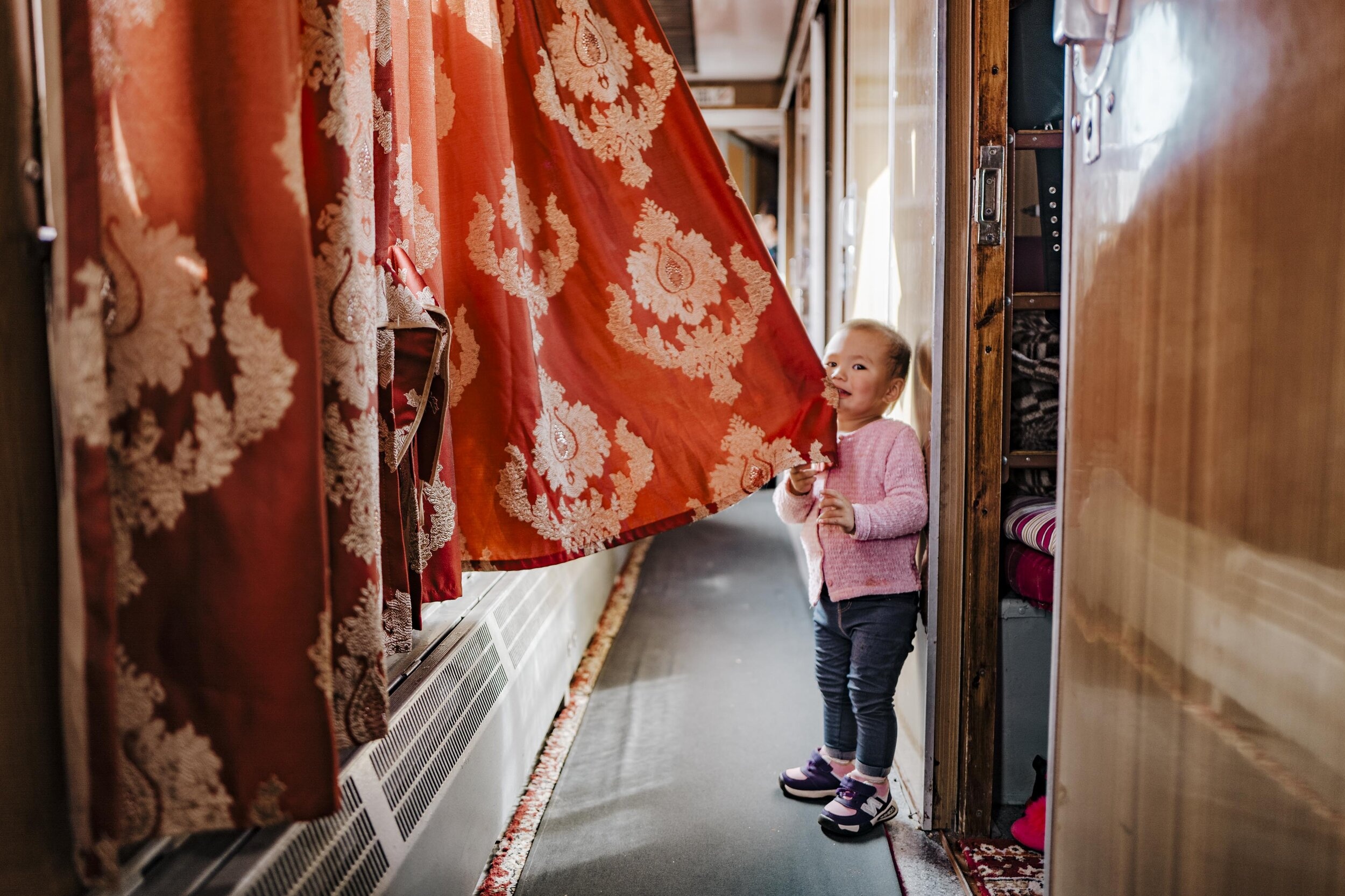 Hanh trinh bang tau hoa anh 4