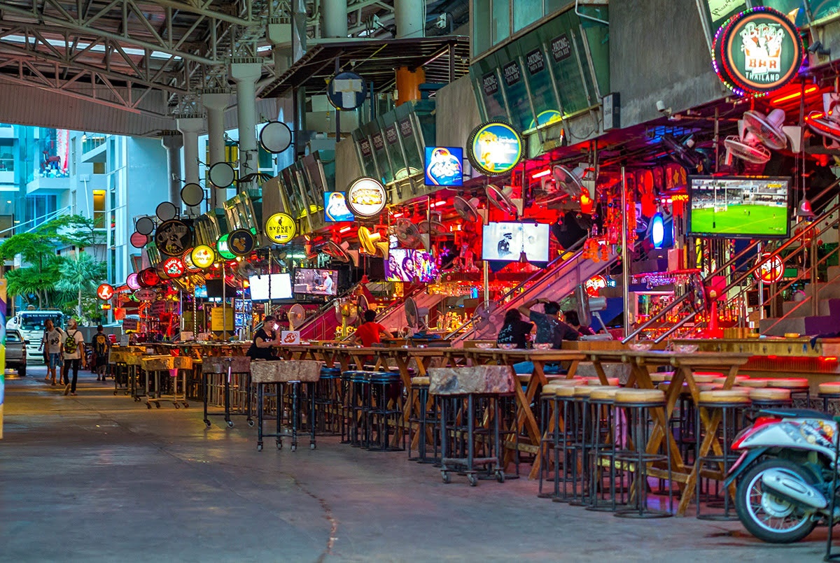 Quan ruou, dia diem giai tri o Thai Lan chua the hoat dong tro lai hinh anh