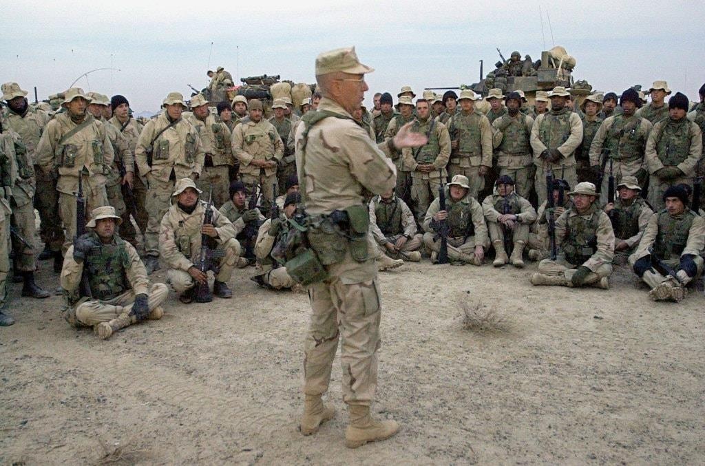 Chua ra sap, ‘binh phap’ cua cuu Bo truong Quoc phong My giam nua gia hinh anh