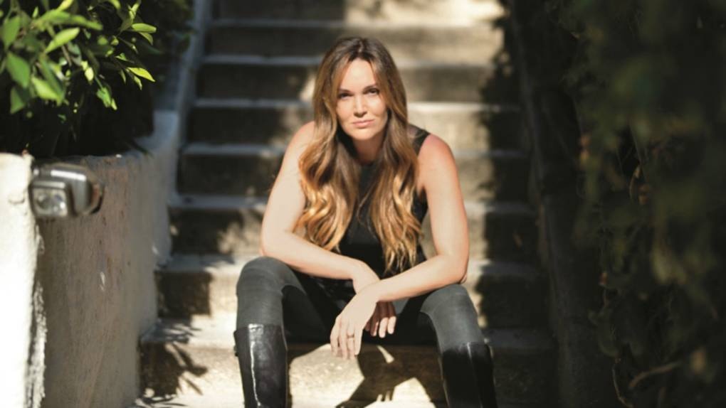 Nu cuu diep vien CIA tiet lo ‘cuoc song ngam’ duoi nhung lop vo boc hinh anh