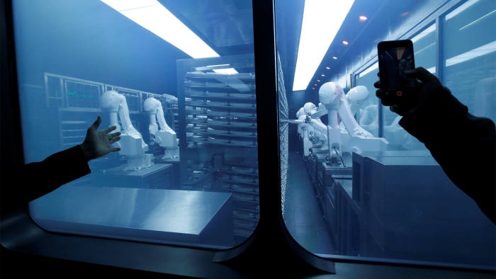 AI thay con nguoi; thi truong lao dong; Tri tue nhan tao; cong nghe thong tin; ong trum cong nghe anh 3