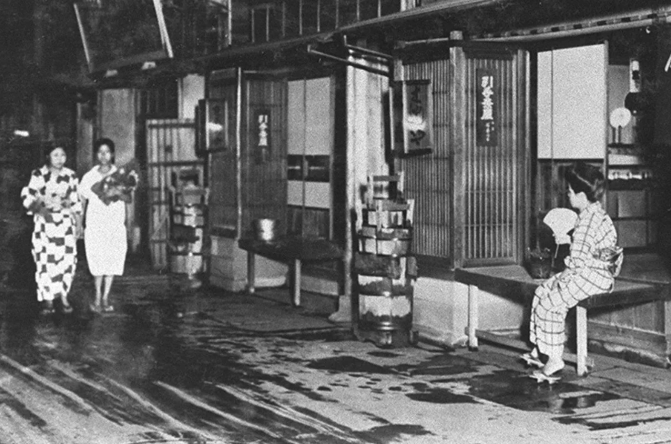 The gioi Geisha va chuyen du hanh quan den do Tokyo hinh anh