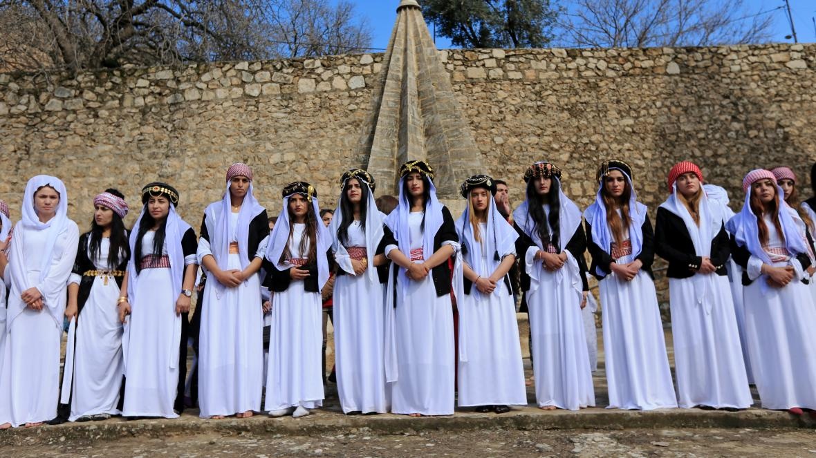 Cuon sach dot pha ve bao luc trong chien tranh hinh anh