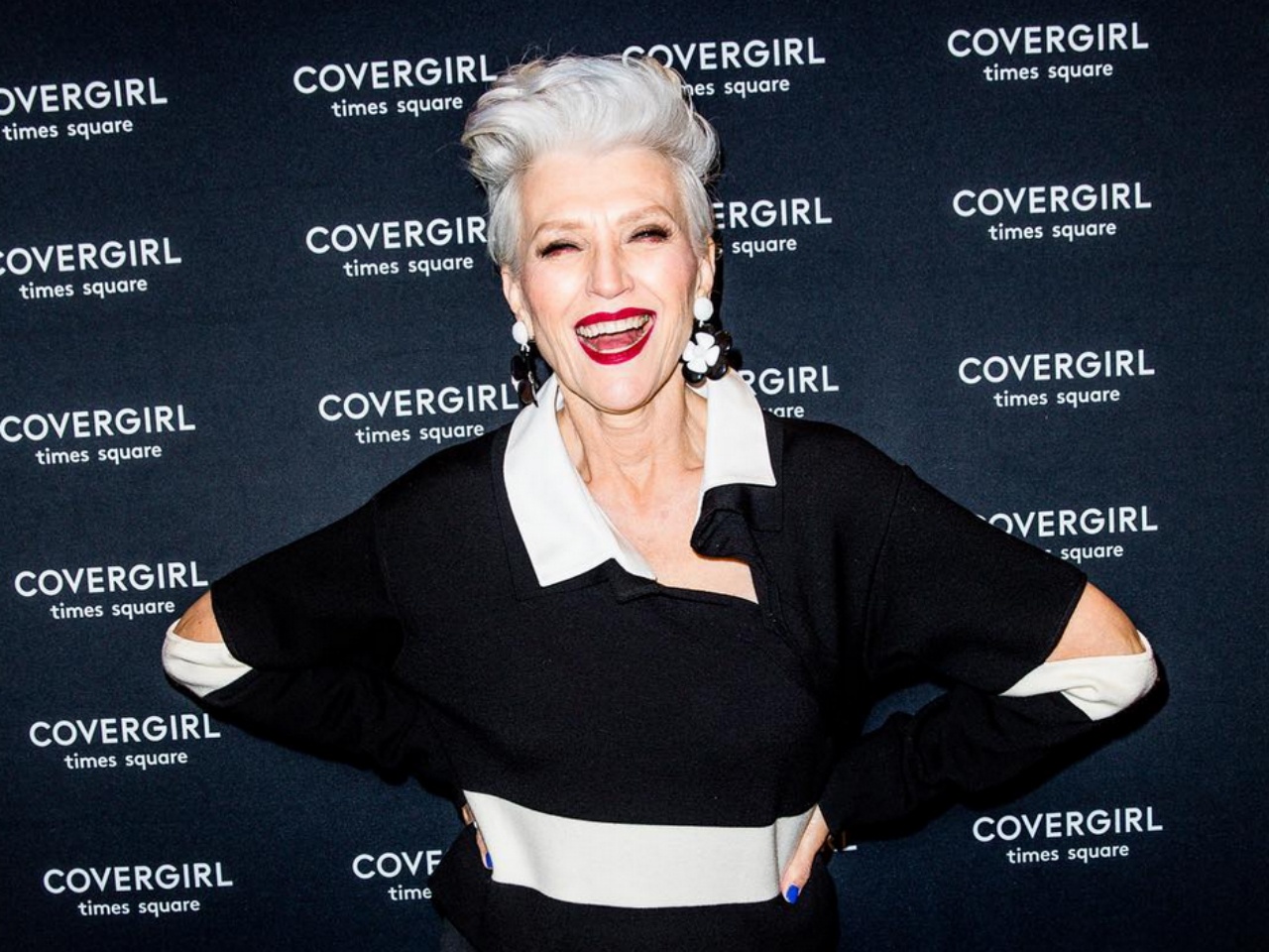 Ty phu Elon Musk; Nuoi day con cai anh 4