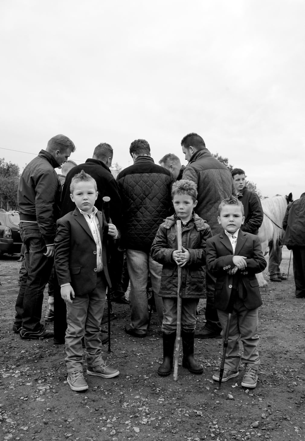 Sach anh tre em thieu so Ireland anh 5