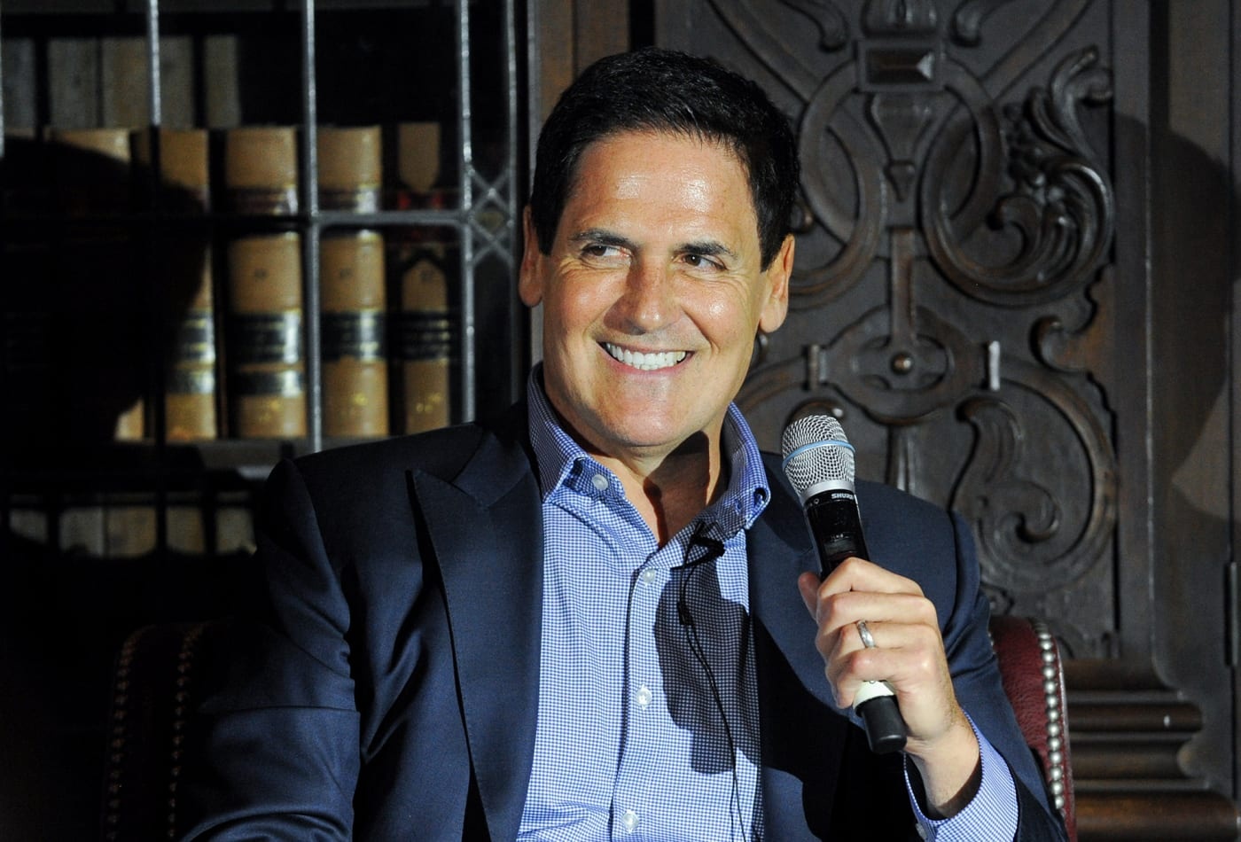 Hai cuon sach yeu thich cua ty phu My hinh anh