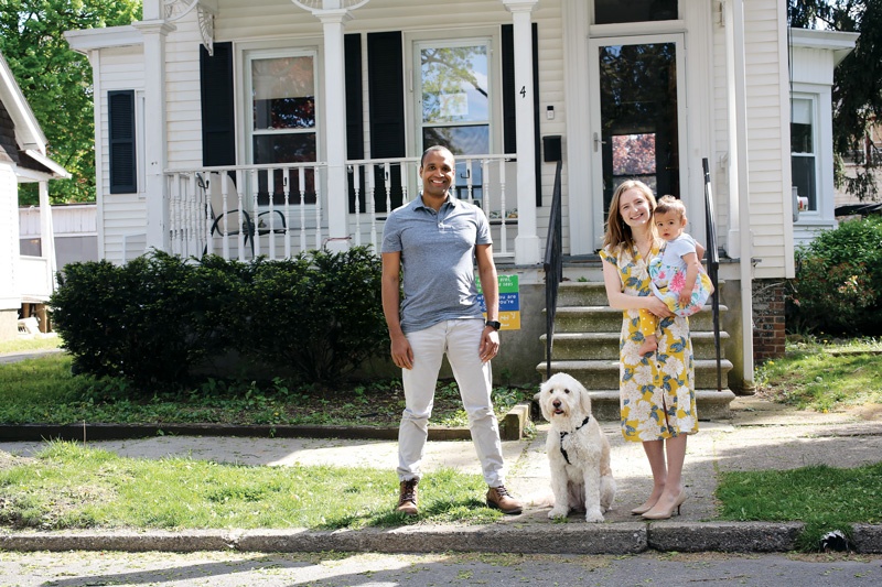 Sach anh ve cac gia dinh My giua dai dich Covid-19 hinh anh