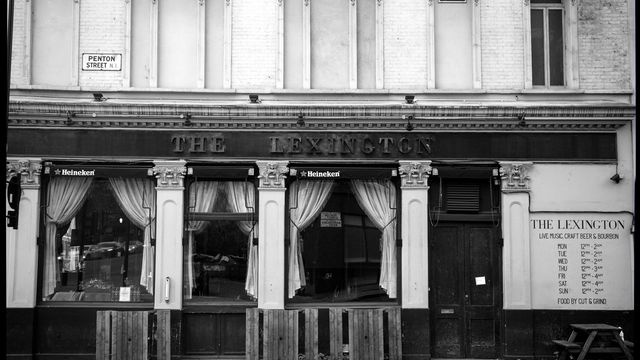 Cac tu diem am nhac cua London im lim giua dai dich hinh anh