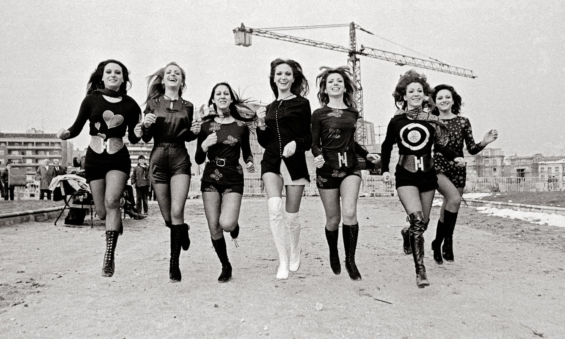 Net dac sac trong doi song Madrid, Tay Ban Nha xuyen suot the ky 20 hinh anh