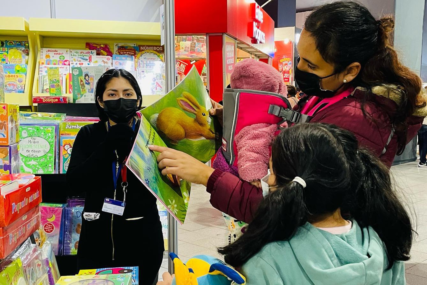 Doanh thu thi truong sach Peru co the len toi 20 trieu USD  hinh anh