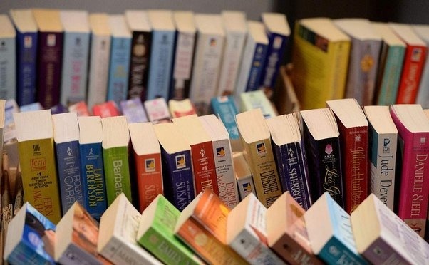 Doanh so sach bia mem dai chung sut giam manh hinh anh