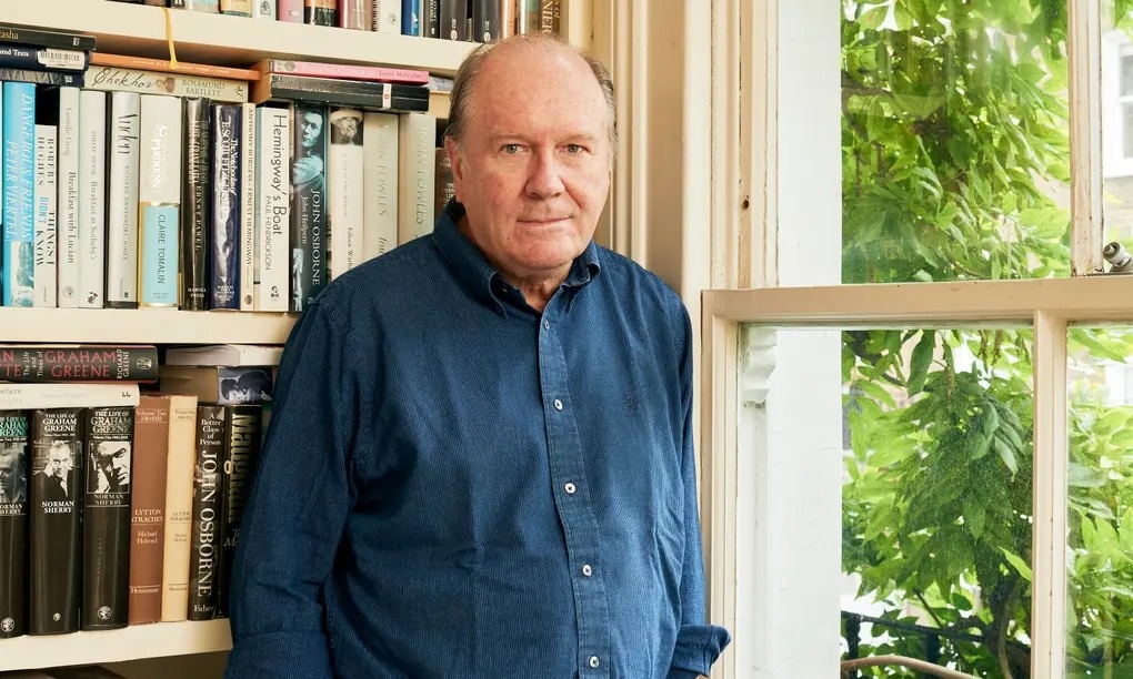 Trai nghiem sang tac da dang va chia se ve nganh sach cua William Boyd hinh anh