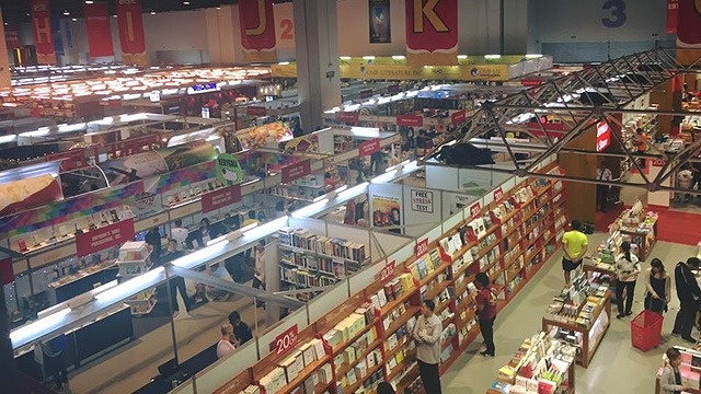 nganh sach Philippines anh 1