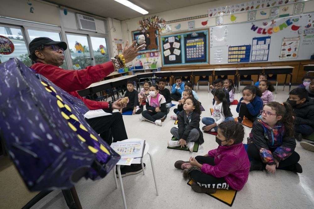 Nhu cau sach chua lanh cho thieu nhi gia tang o My hinh anh