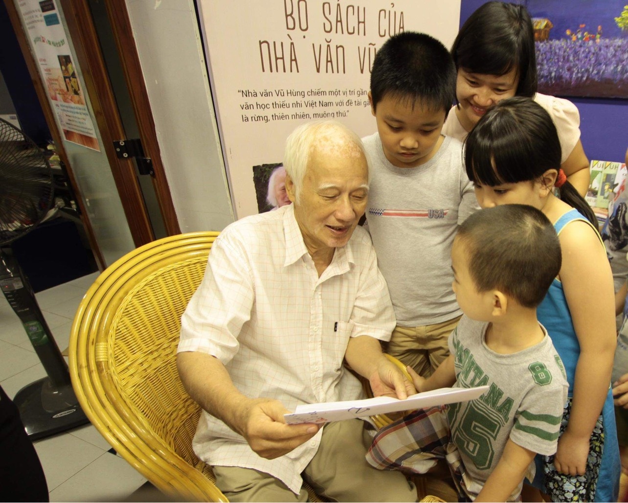 Nha van Vu Hung anh 2