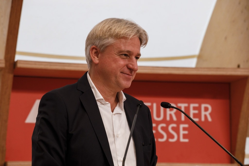 Hoi sach Frankfur anh 1