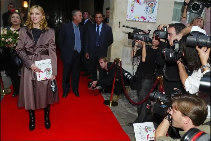 Sach thieu nhi anh 1