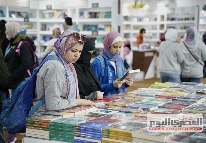 Kho khan bua vay, xuat ban Ai Cap no luc to chuc hoi sach hinh anh