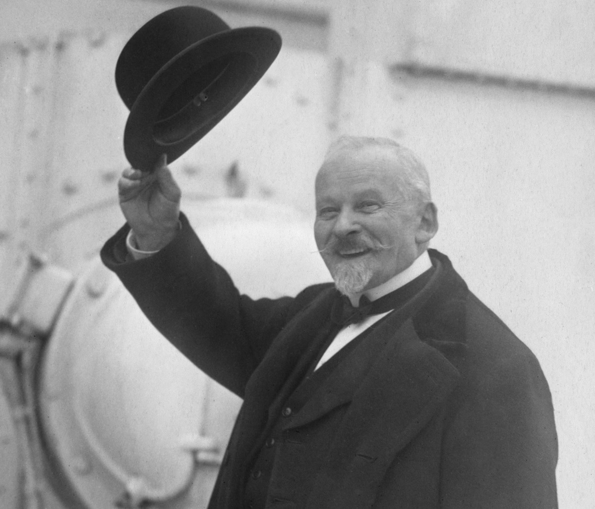 Nguoi dua chu nghia self-help den nuoc My tu 100 nam truoc hinh anh