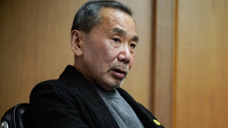 Murakami noi ly do sach cua ong den toi nhung khong bi quan hinh anh