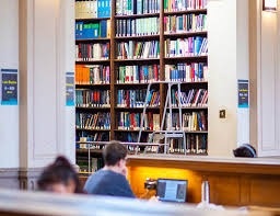 Mo cua xuat ban anh 1