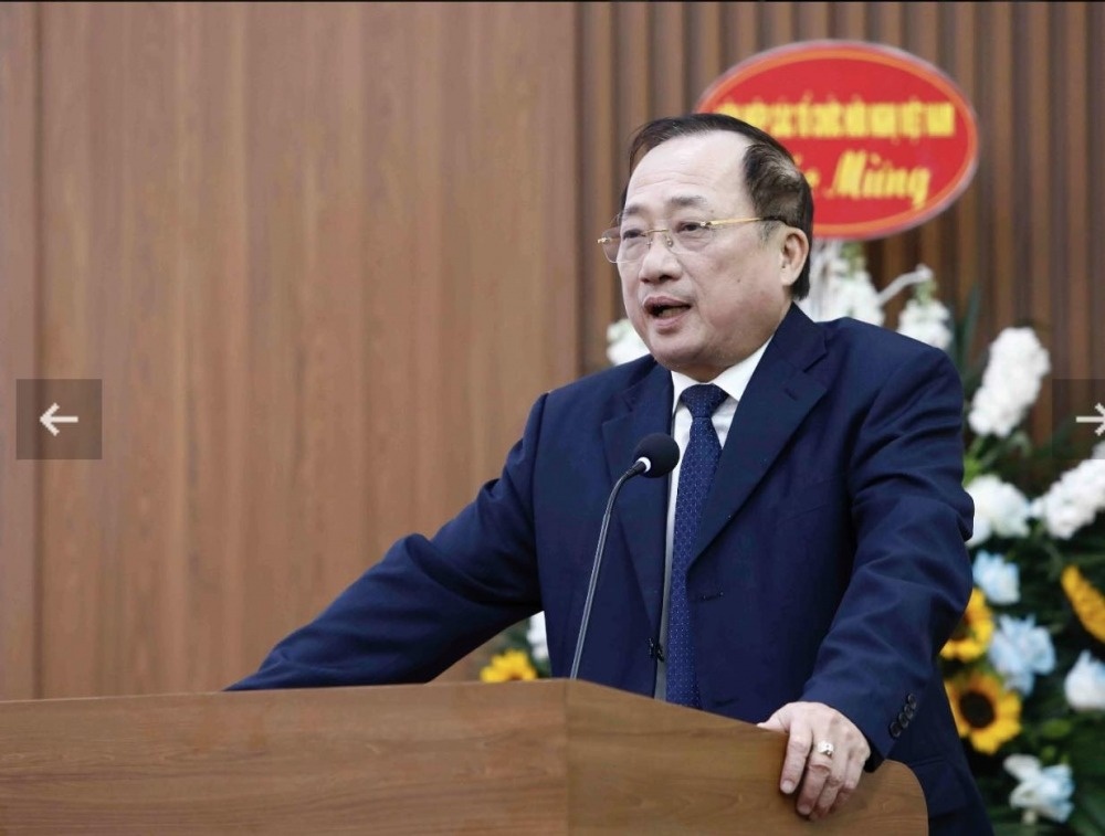 Sach cua Tong bi thu anh 2