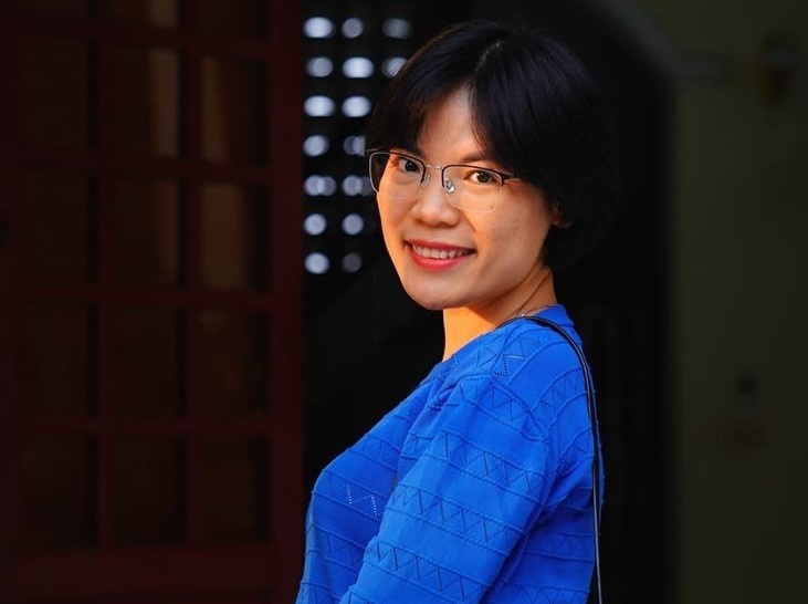 Dung tu duy 'nha van ngheo lam, kho lam' hinh anh