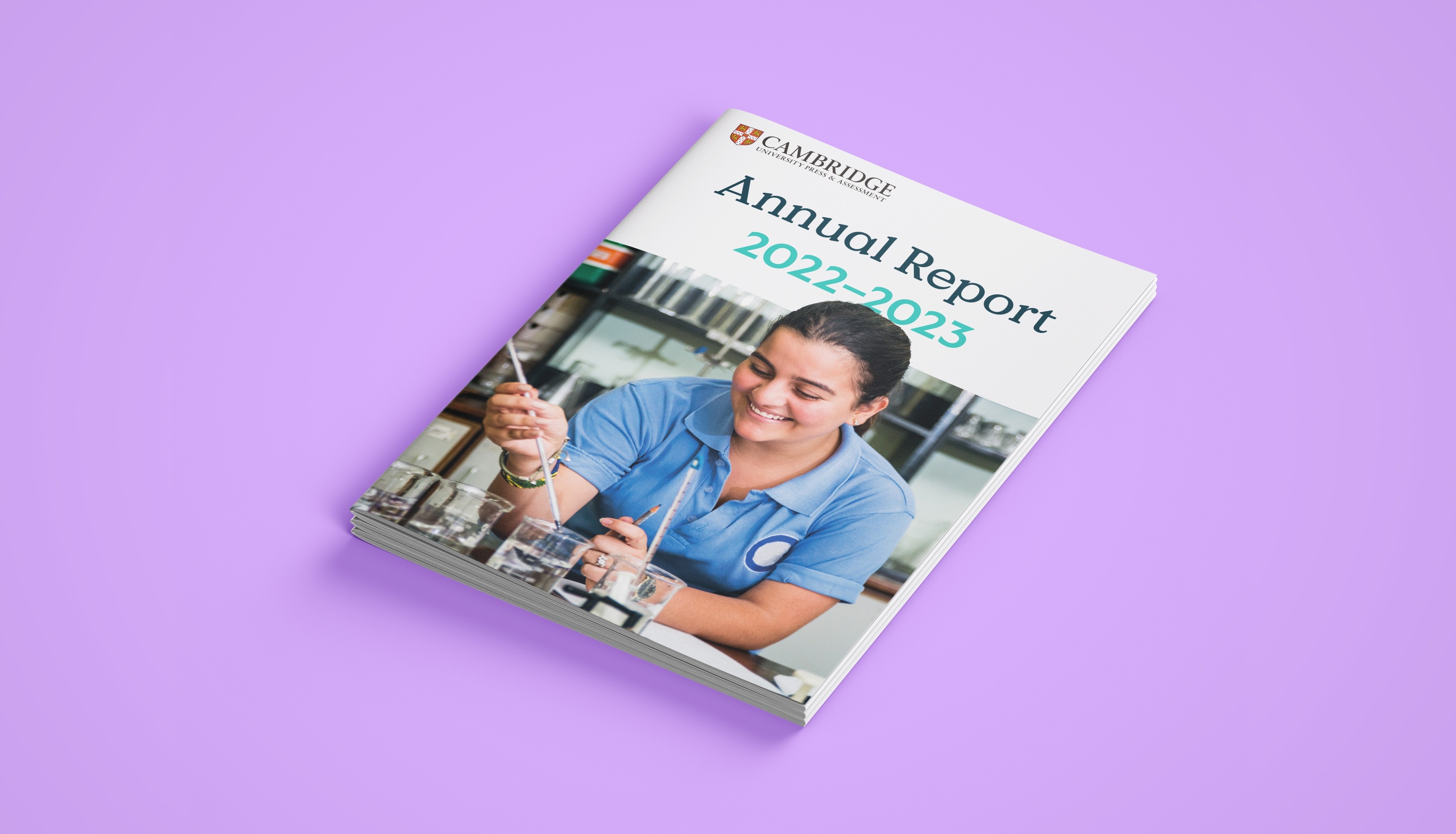 Xuat ban hoc thuat Anh dat doanh thu lon hinh anh