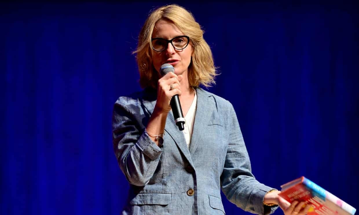 Mot nam nhieu tranh cai cua mang xa hoi sach Goodreads hinh anh