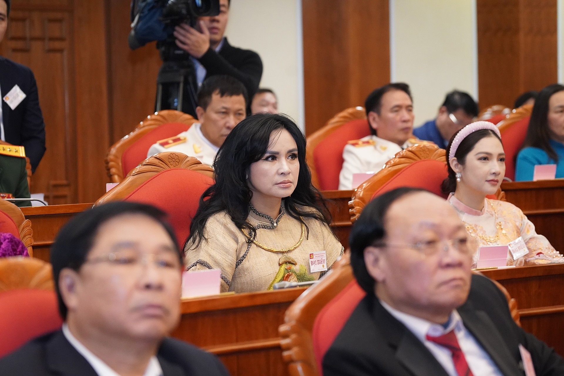 Nghệ sĩ trí thức ảnh 4 Nghe si tri thuc anh 4