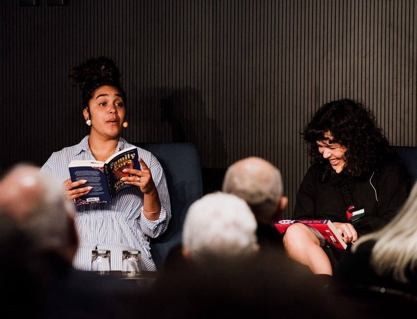 Le hoi sach thanh cong trong khi nganh xuat ban My lao dao hinh anh