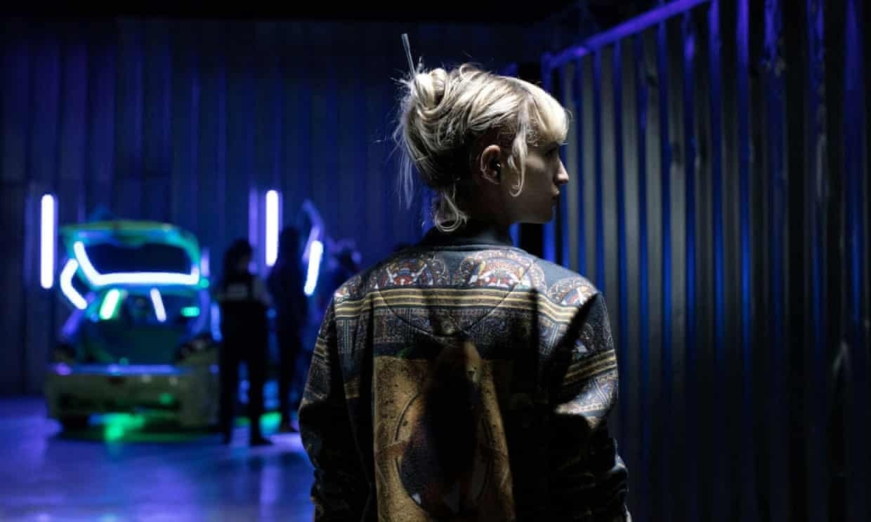 Nu quyen va bao luc dam mau trong tieu thuyet kinh di hinh anh