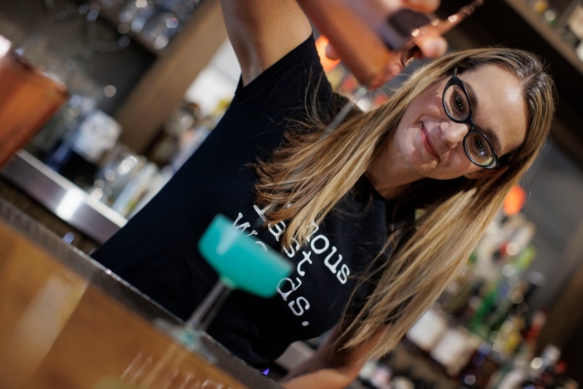 cau lac bo sach anh 1