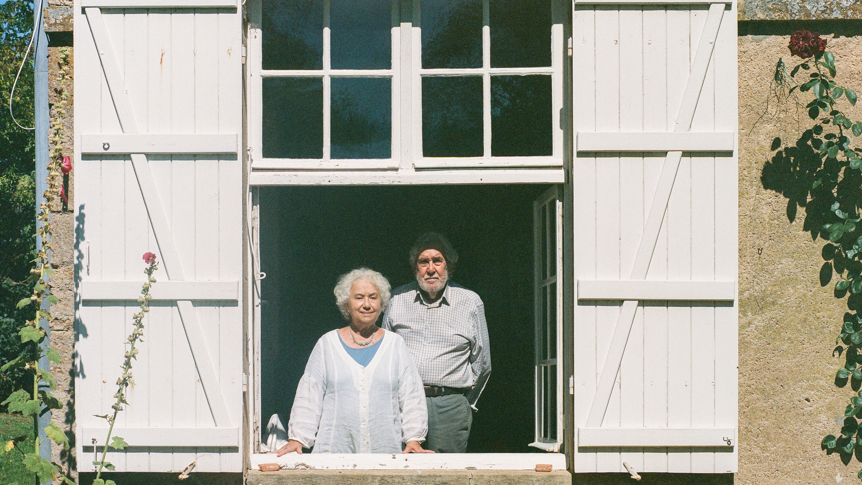 Hanh trinh tinh co cua cap 'ngoi sao' gioi dich gia van hoc Nga hinh anh