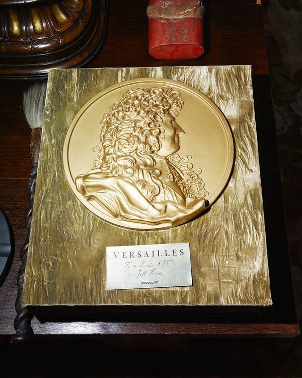 sach trung bay anh 2