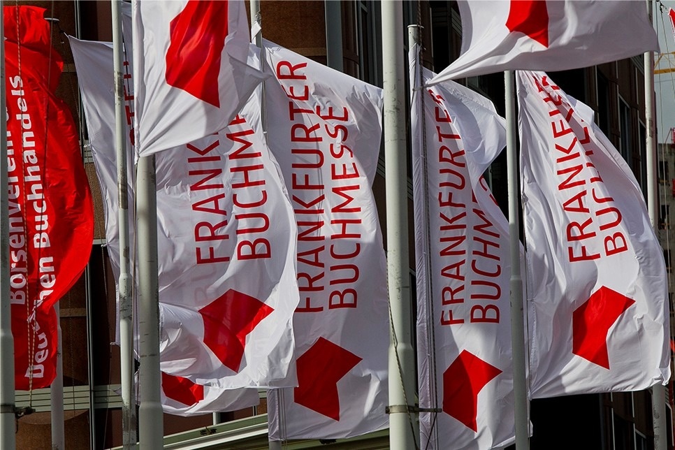 Quy mo va suc anh huong toan cau cua hoi sach lon nhat the gioi hinh anh