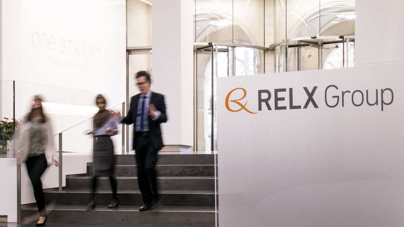 Muoi nha xuat ban lon nhat the gioi hinh anh