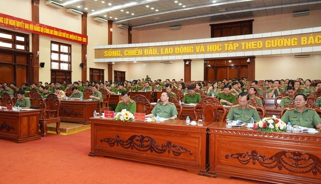 11 lanh dao cap phong Cong an tinh Hau Giang xin nghi huu truoc tuoi hinh anh