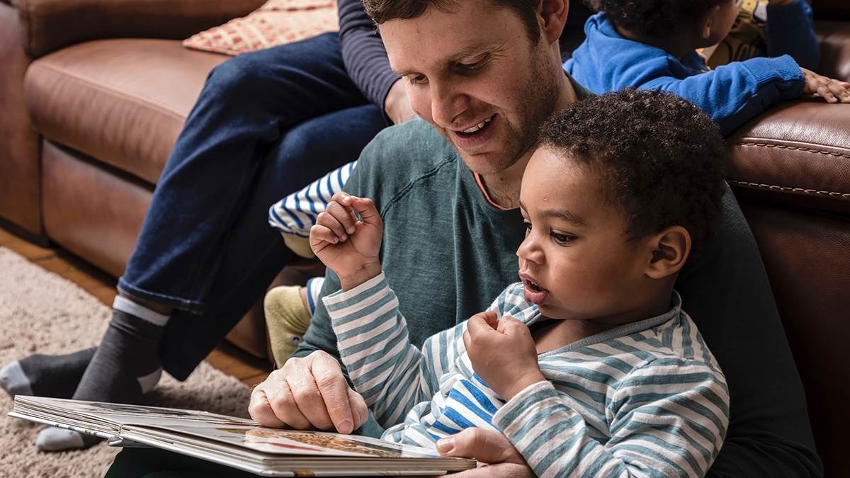 40% nguoi Anh khong doc sach trong nam qua hinh anh