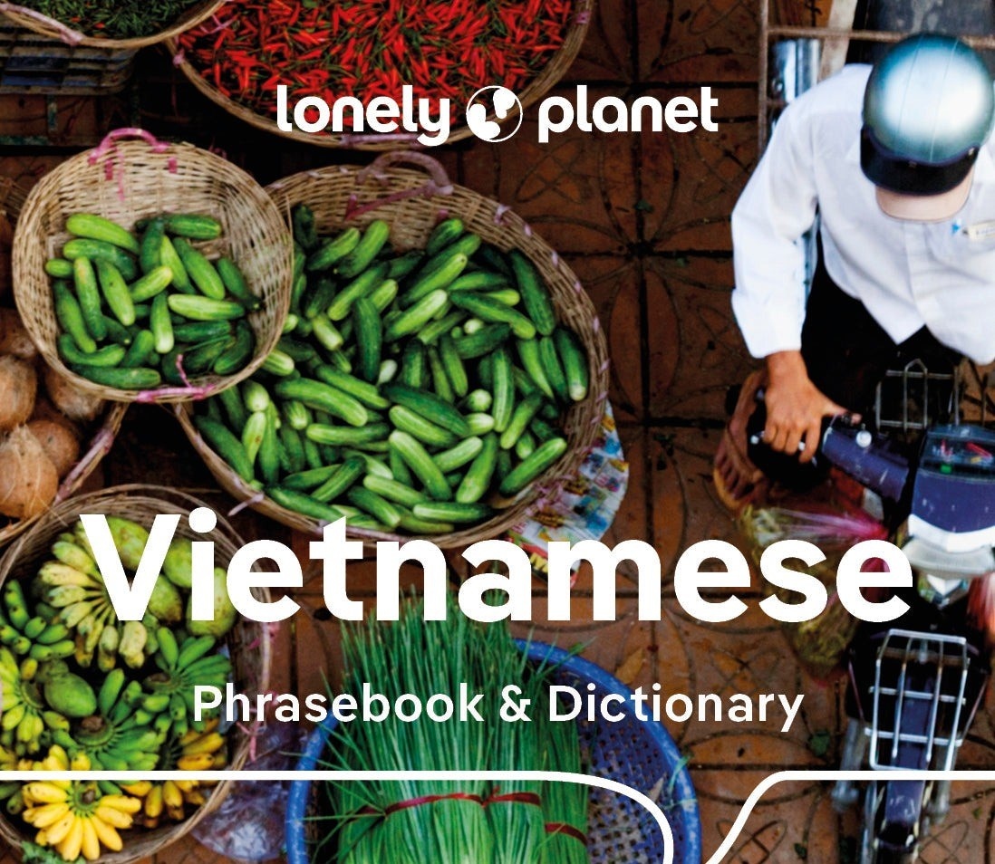 Nhung cuon sach nen doc truoc khi den Viet Nam hinh anh