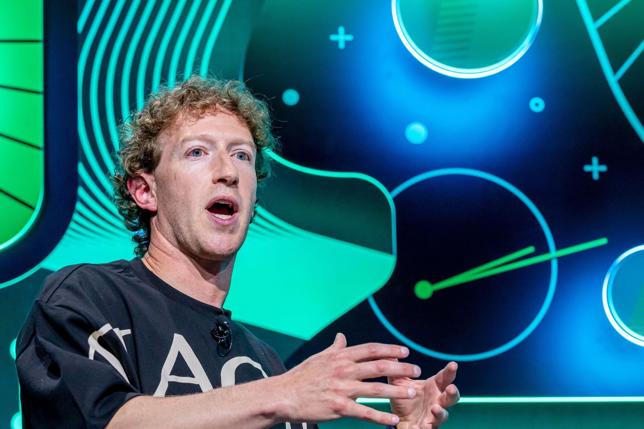 Meta nghi gi ve cac cuon sach ho dung 'lau'? hinh anh