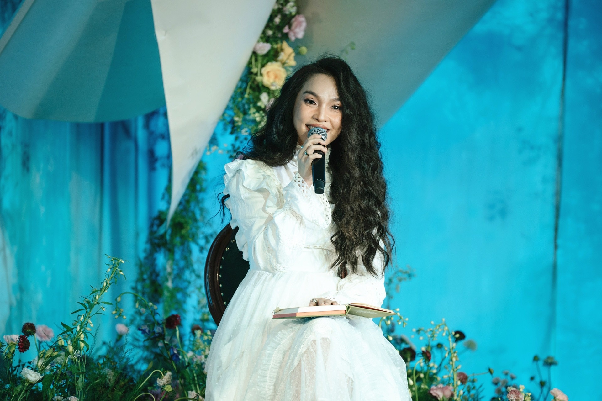 Hien Thuc anh 1