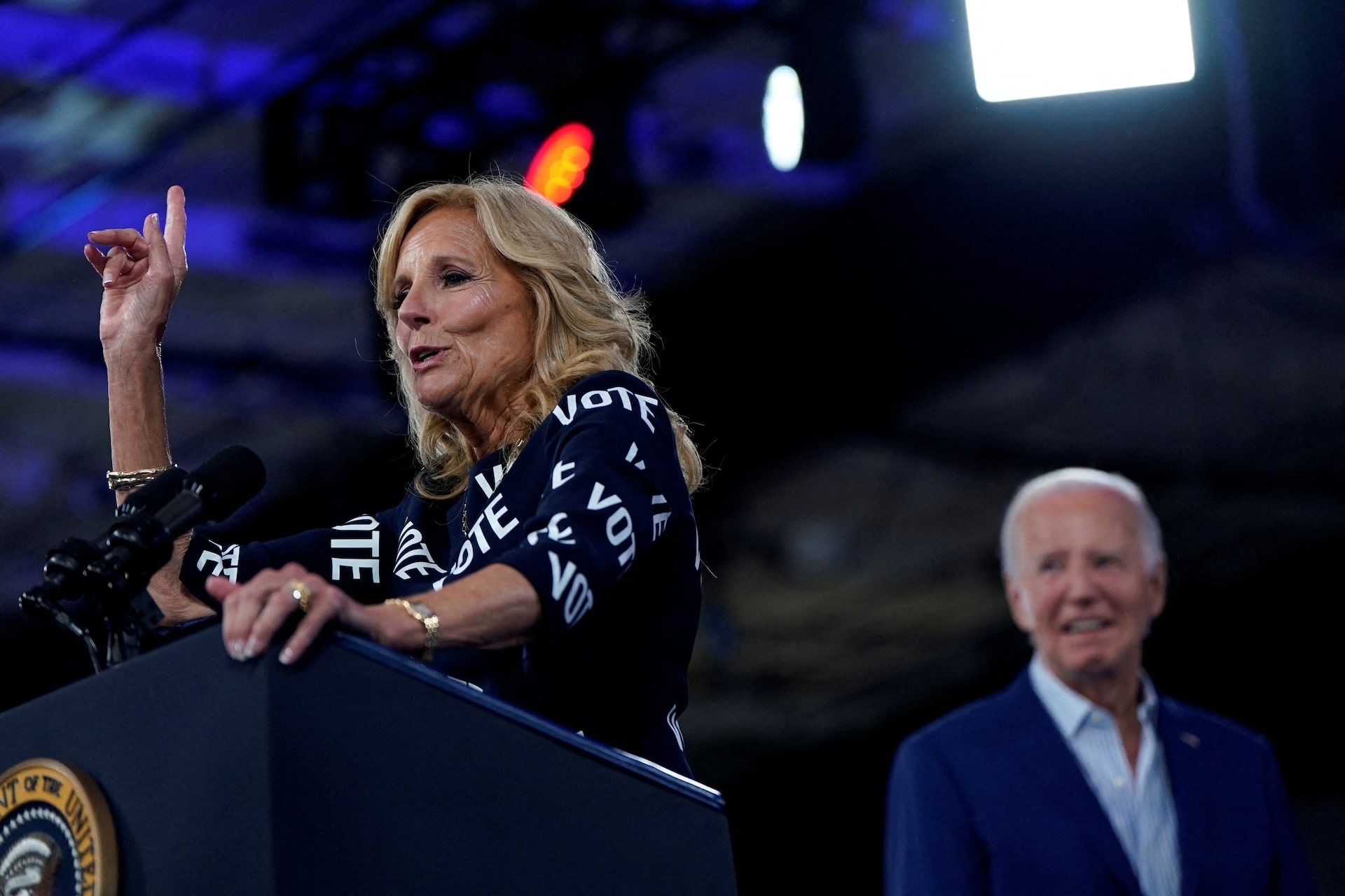 Cuoc song cua phu nhan Nha Trang hinh anh