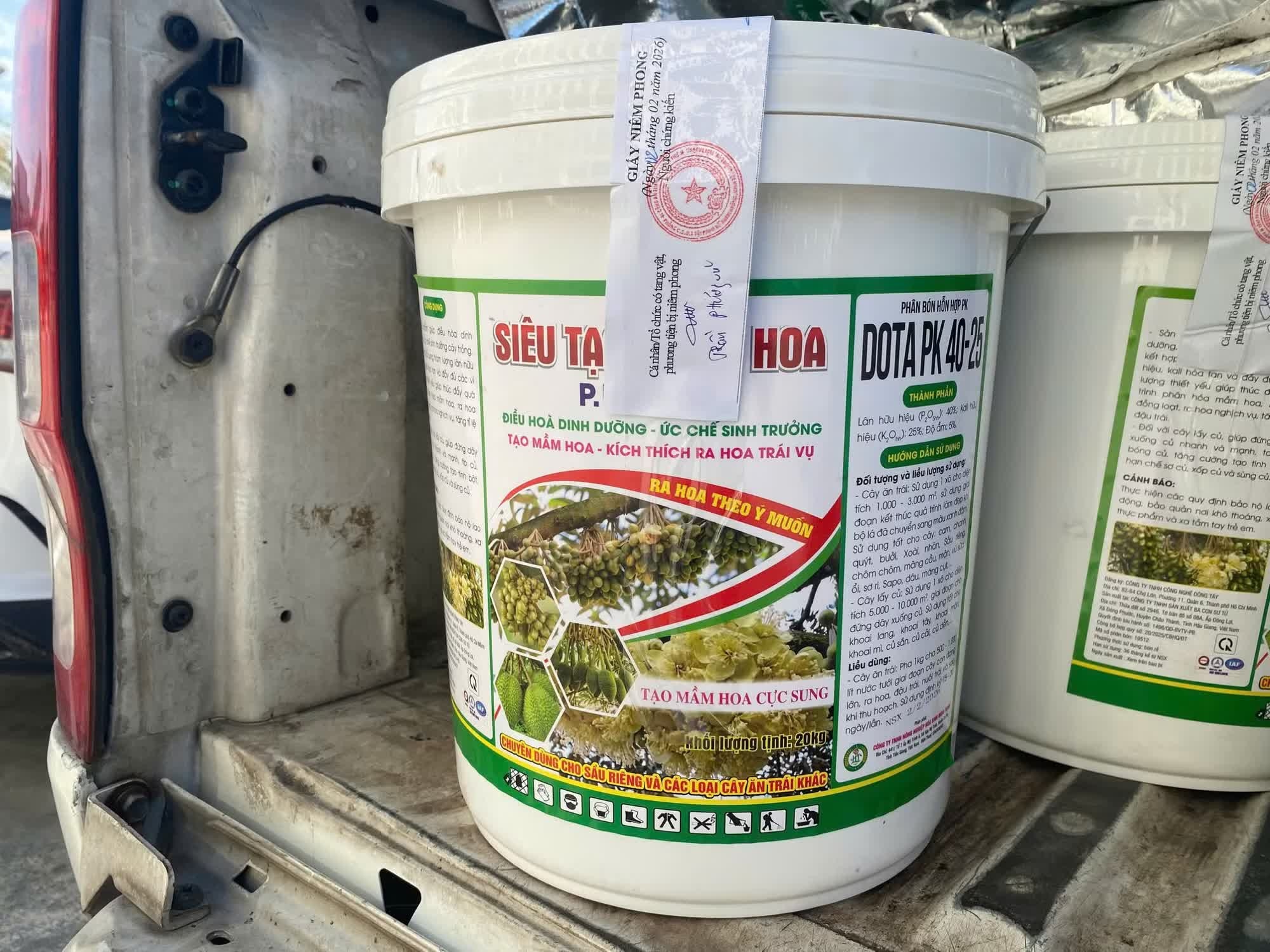 công nghệ Đông Tây, vật tư Carton, nông nghiệp Việt Đoàn, Cửa hàng Việt Đoàn, Cty Ngọc Linh TR, DN Ngọc Linh TR, Công ty Tường Vũ, Giám đốc Tường Vũ, Phân bóng giả ảnh 5 cong nghe Dong Tay, vat tu Carton, nong nghiep Viet Doan, Cua hang Viet Doan, Cty Ngoc Linh TR, DN Ngoc Linh TR, Cong ty Tuong Vu, Giam doc Tuong Vu, Phan bong gia anh 5