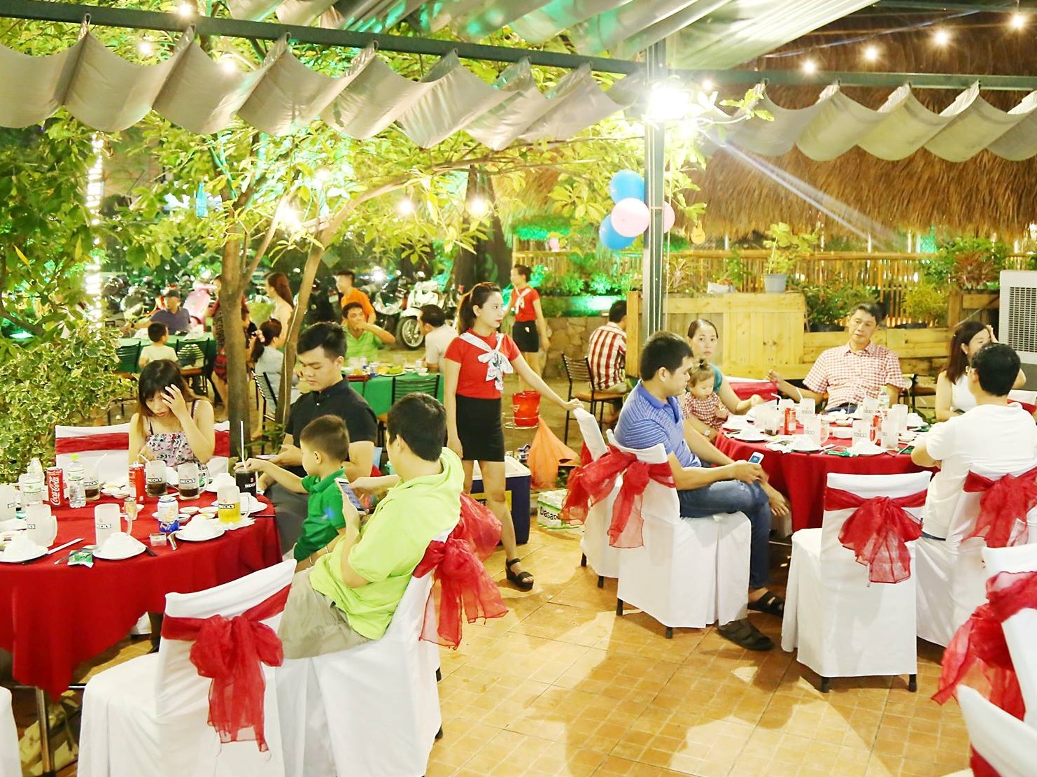 nhà hàng ảnh 10 nha hang anh 10