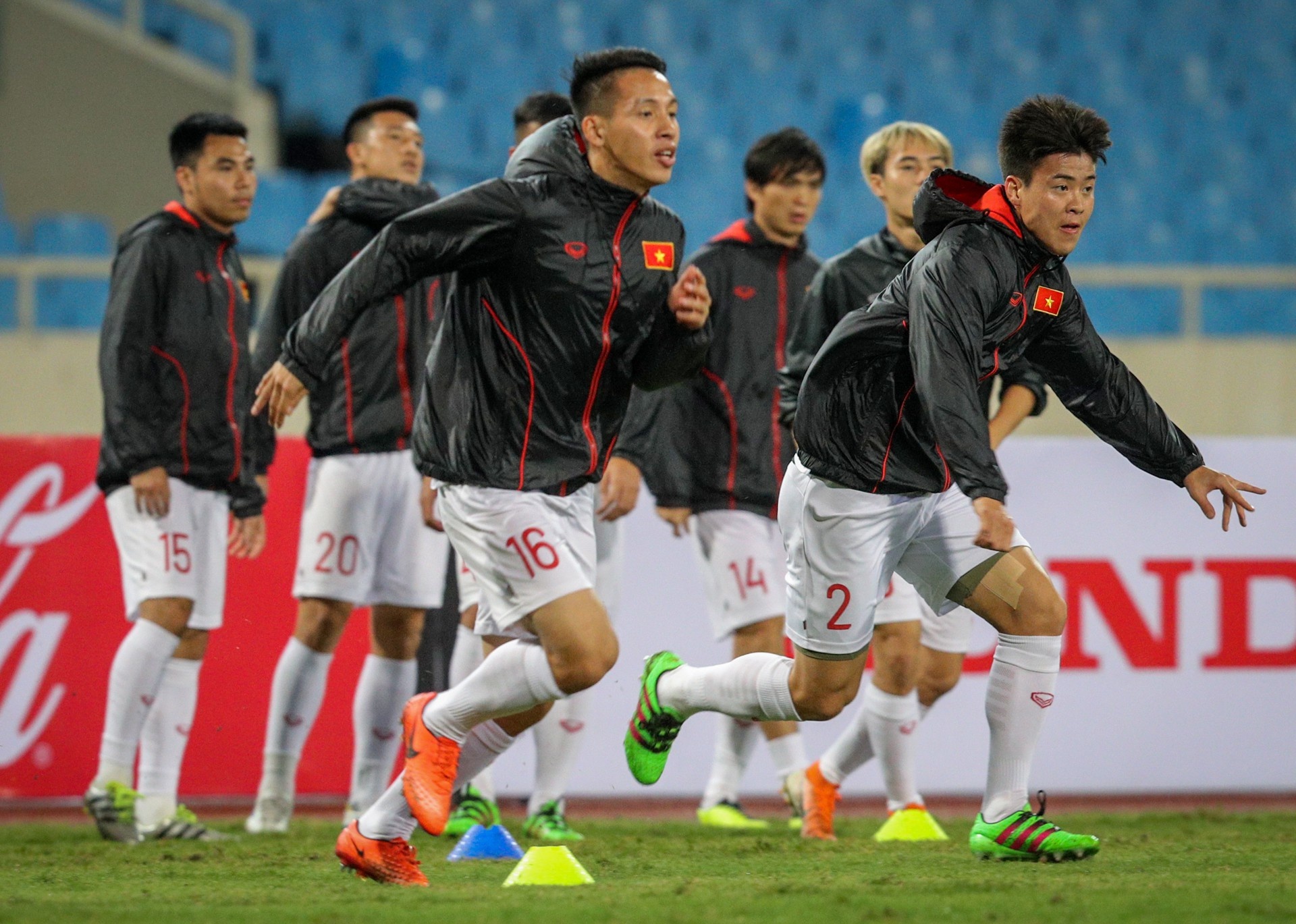 Việt Nam đấu với Thái Lan ảnh 2 Viet Nam dau voi Thai Lan anh 2