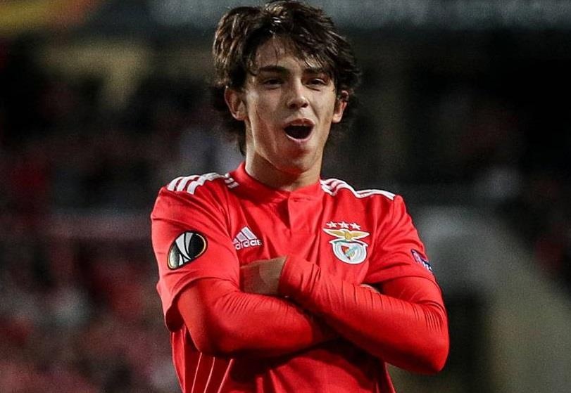 Joao Felix vuot Sancho trong cuoc binh chon Golden Boy hinh anh