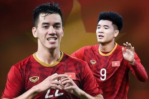 Tien Linh hay Duc Chinh se da chinh truoc Thai Lan? hinh anh