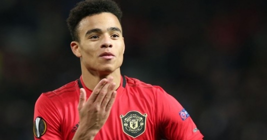 Tien dao 18 tuoi tiep tuc di vao lich su MU hinh anh