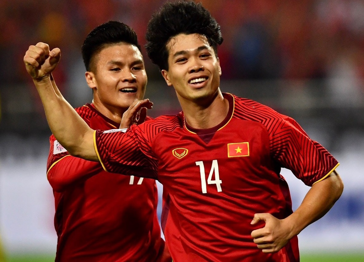 Cong Phuong duoc de cu Qua bong Vang Viet Nam 2019 hinh anh